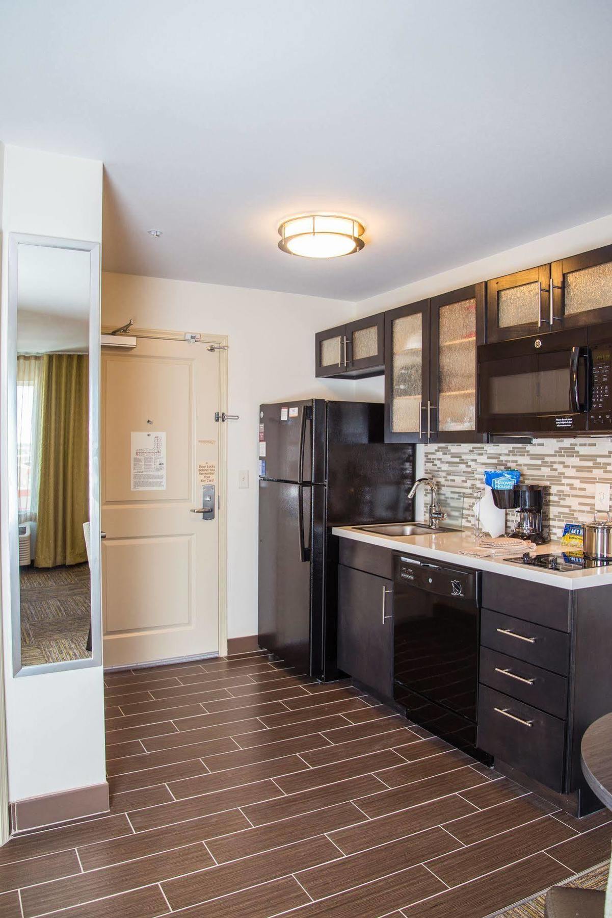 Candlewood Suites Denver North - Thornton By Ihg Zewnętrze zdjęcie